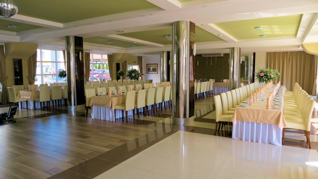 Hotel Morze Ustka Ngoại thất bức ảnh