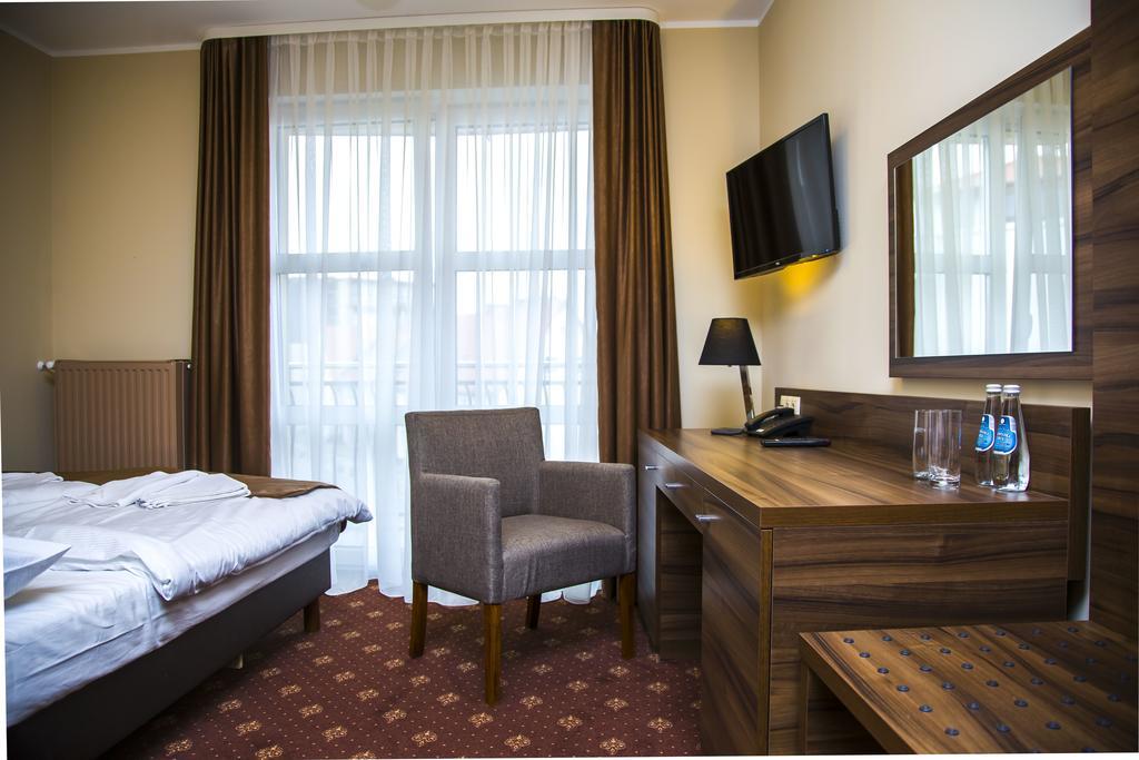 Hotel Morze Ustka Ngoại thất bức ảnh